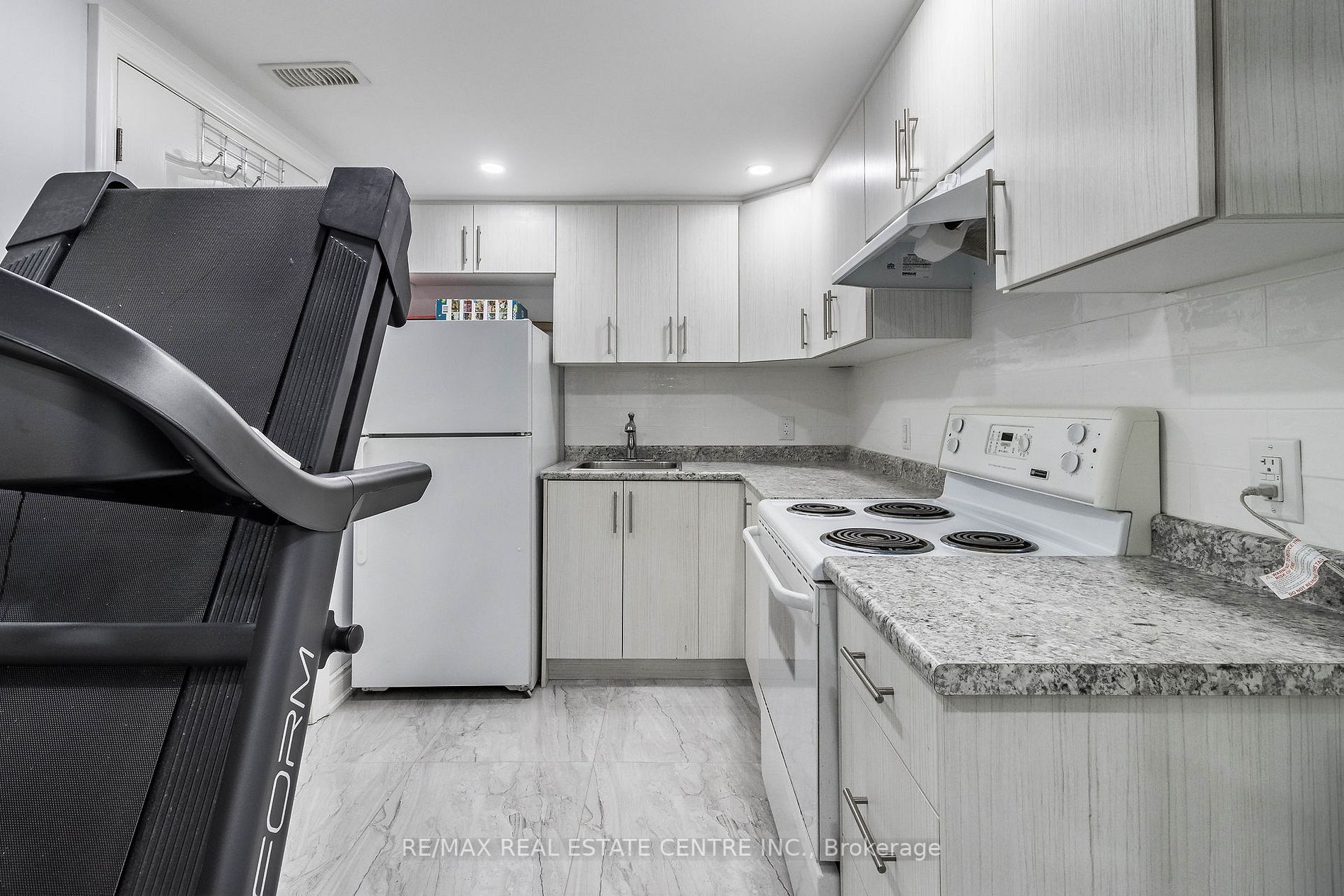 119 Madoc Dr