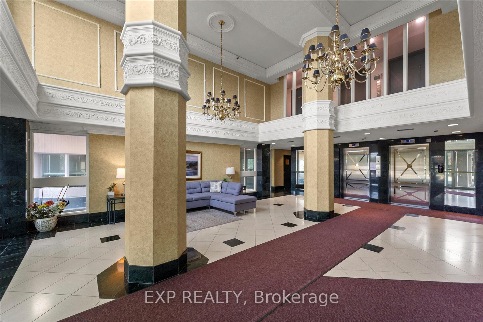 320 Mill St S, #910