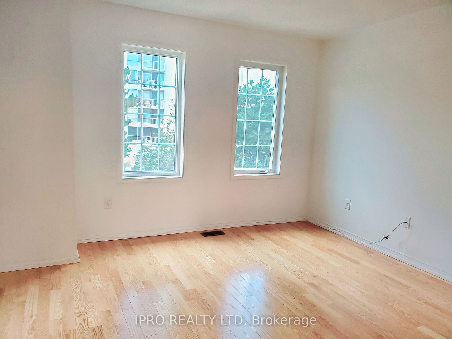 9 Parrotta Dr