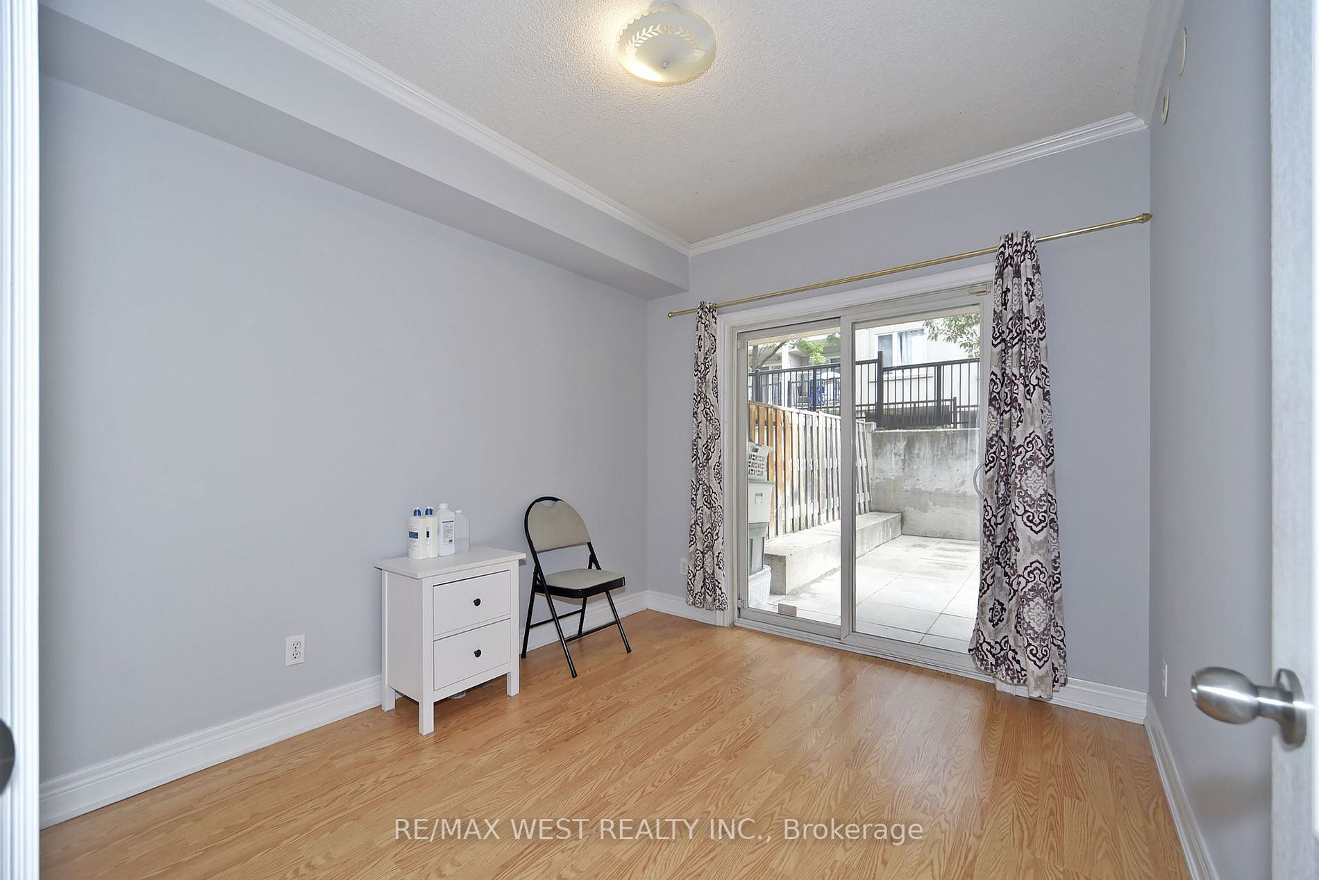3031 Finch Ave W, #1005