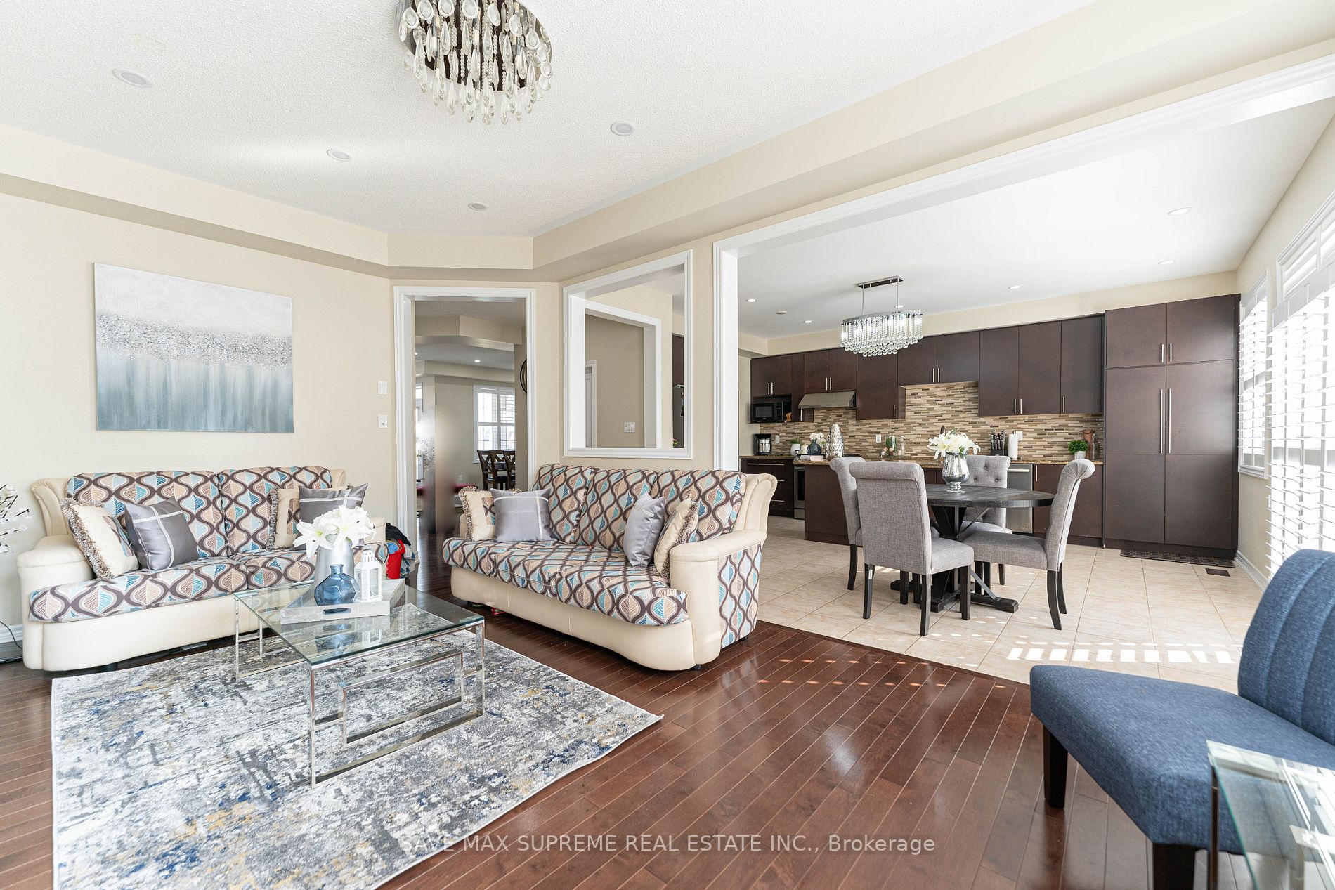 4 Ingleside Rd N