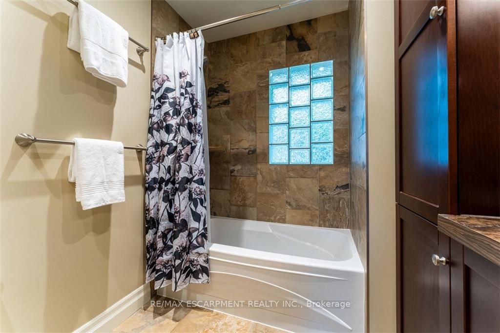 Listing W6754278 - Large Photo # 22