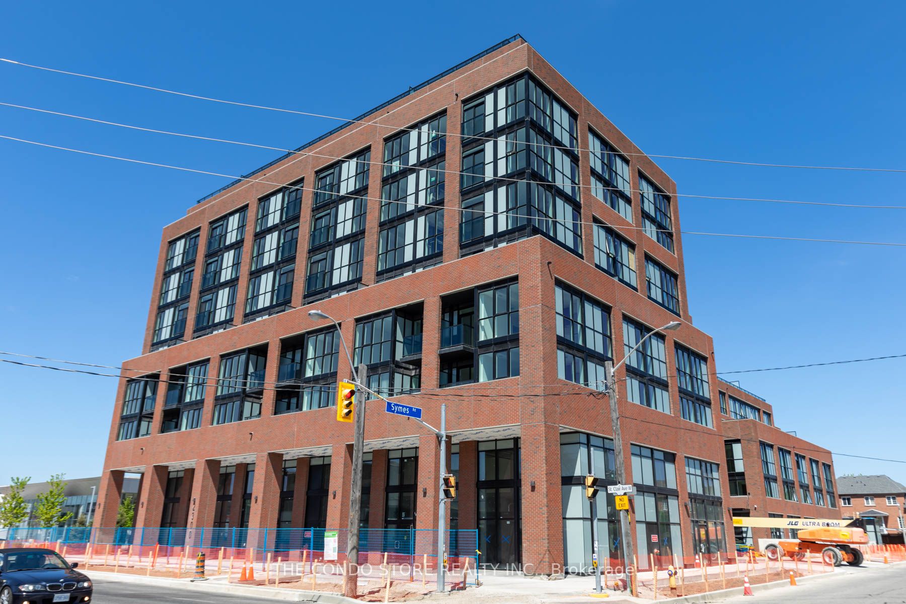 2300 St. Clair Ave W, #205
