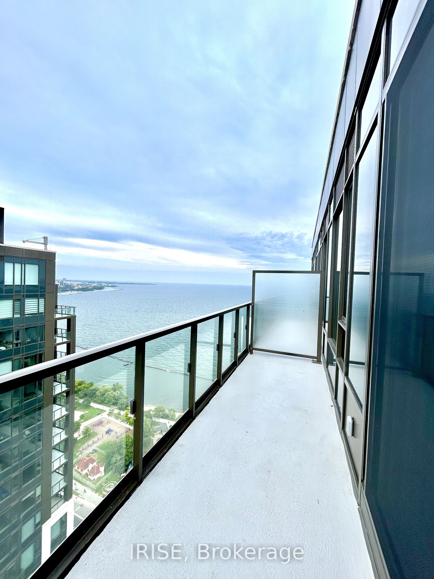 1928 Lake Shore Boulevard W, #PH02