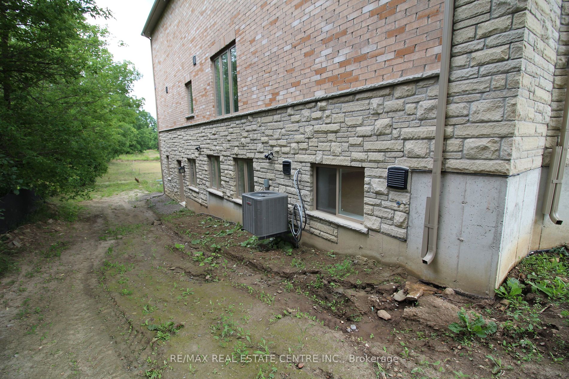 91 Troiless Street, #(BSMT)