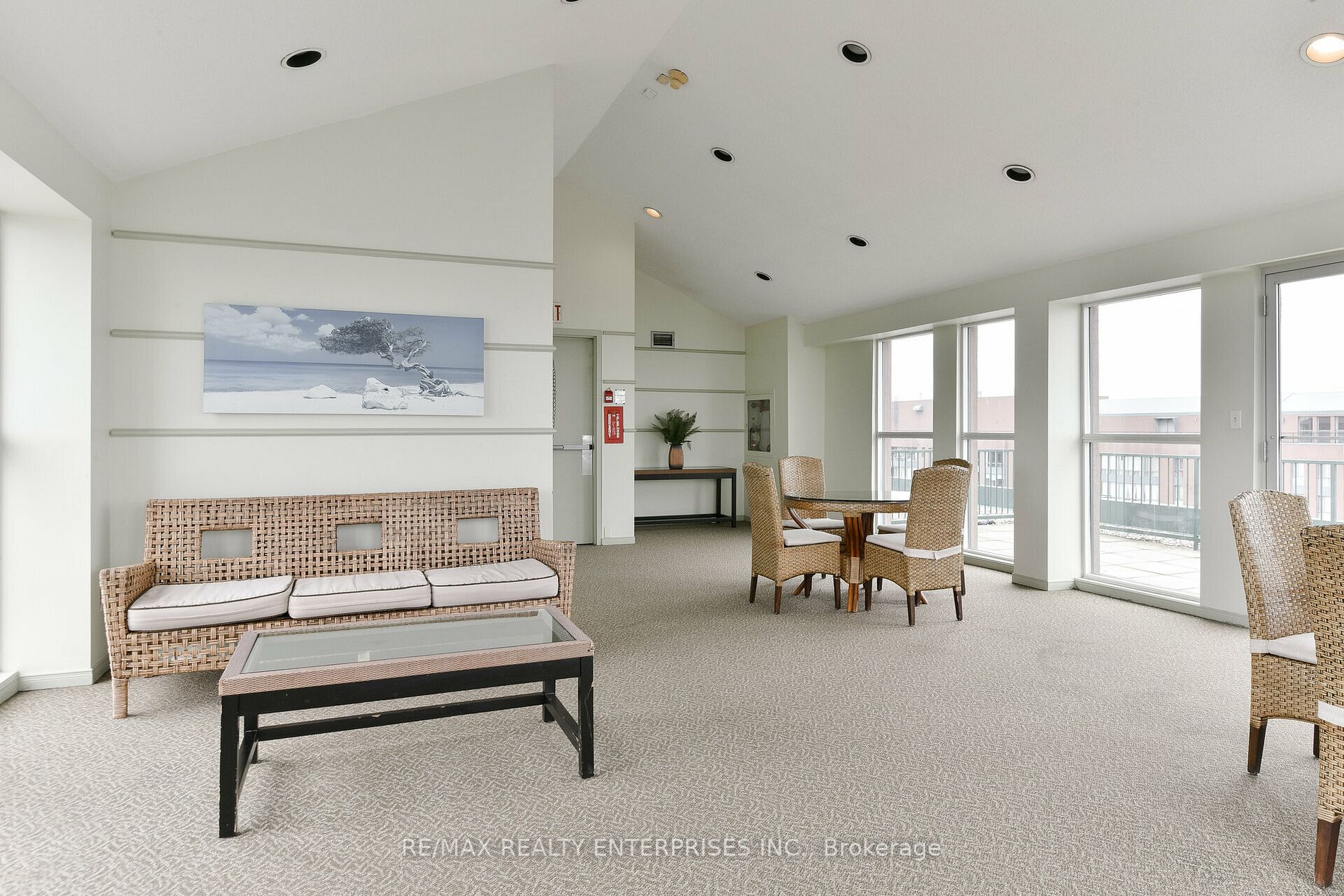 Listing W6754536 - Large Photo # 35