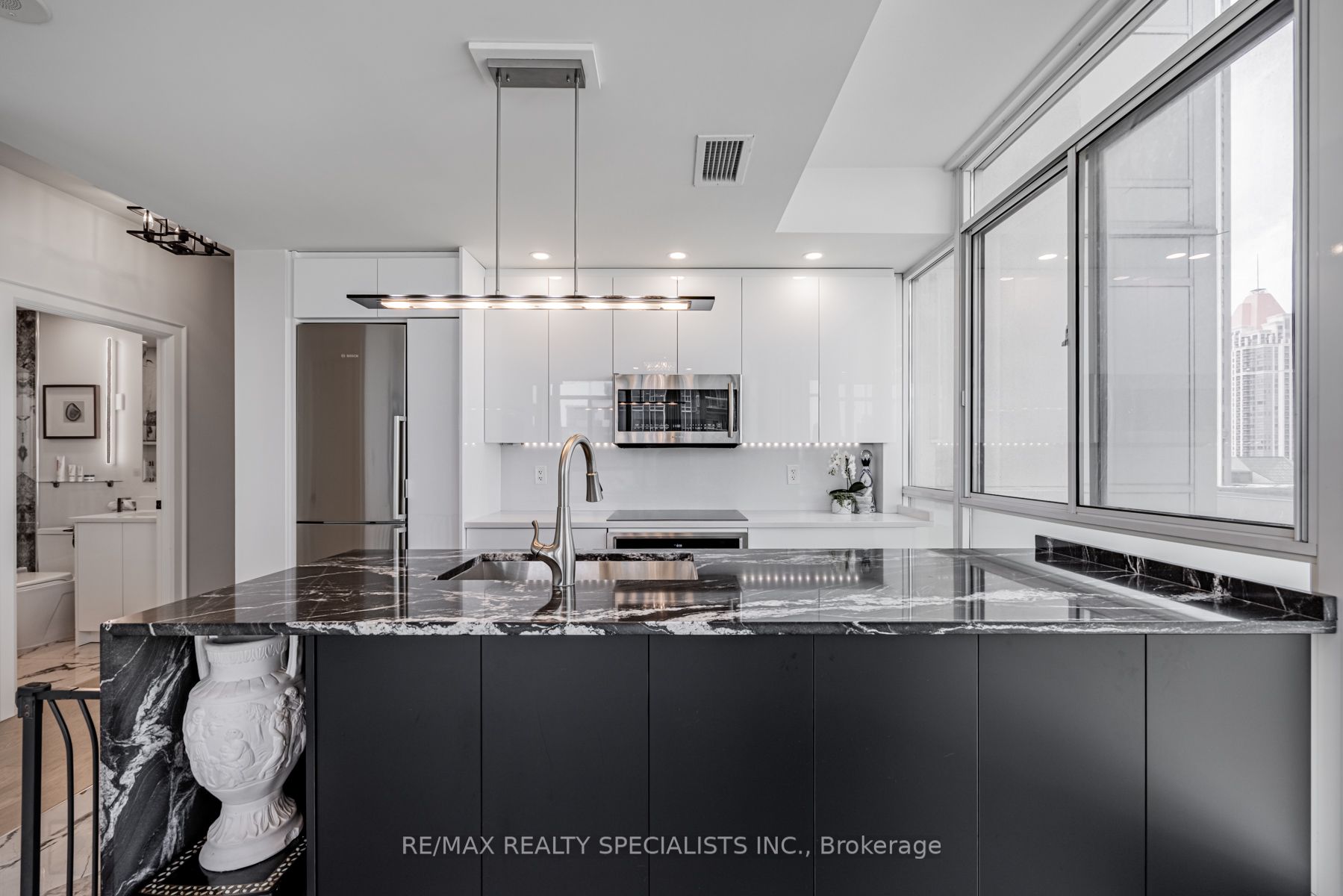 225 Webb Dr, #1005