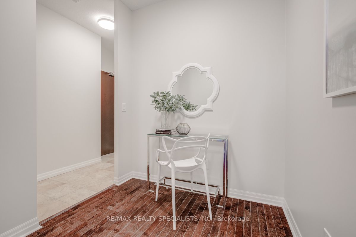 225 Webb Dr, #1005