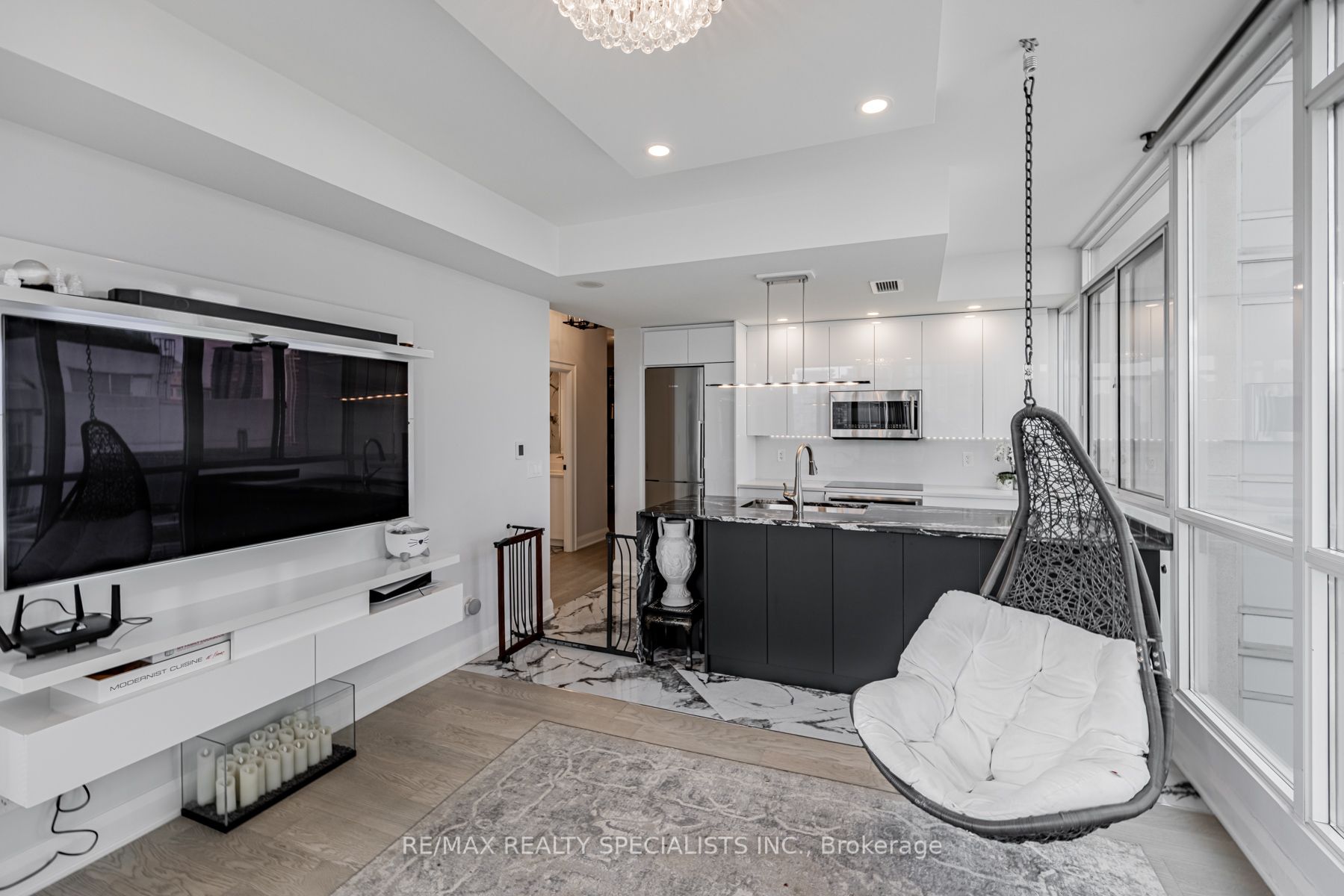 225 Webb Dr, #1005