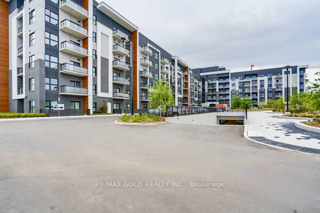 128 Grovewood Common, #607