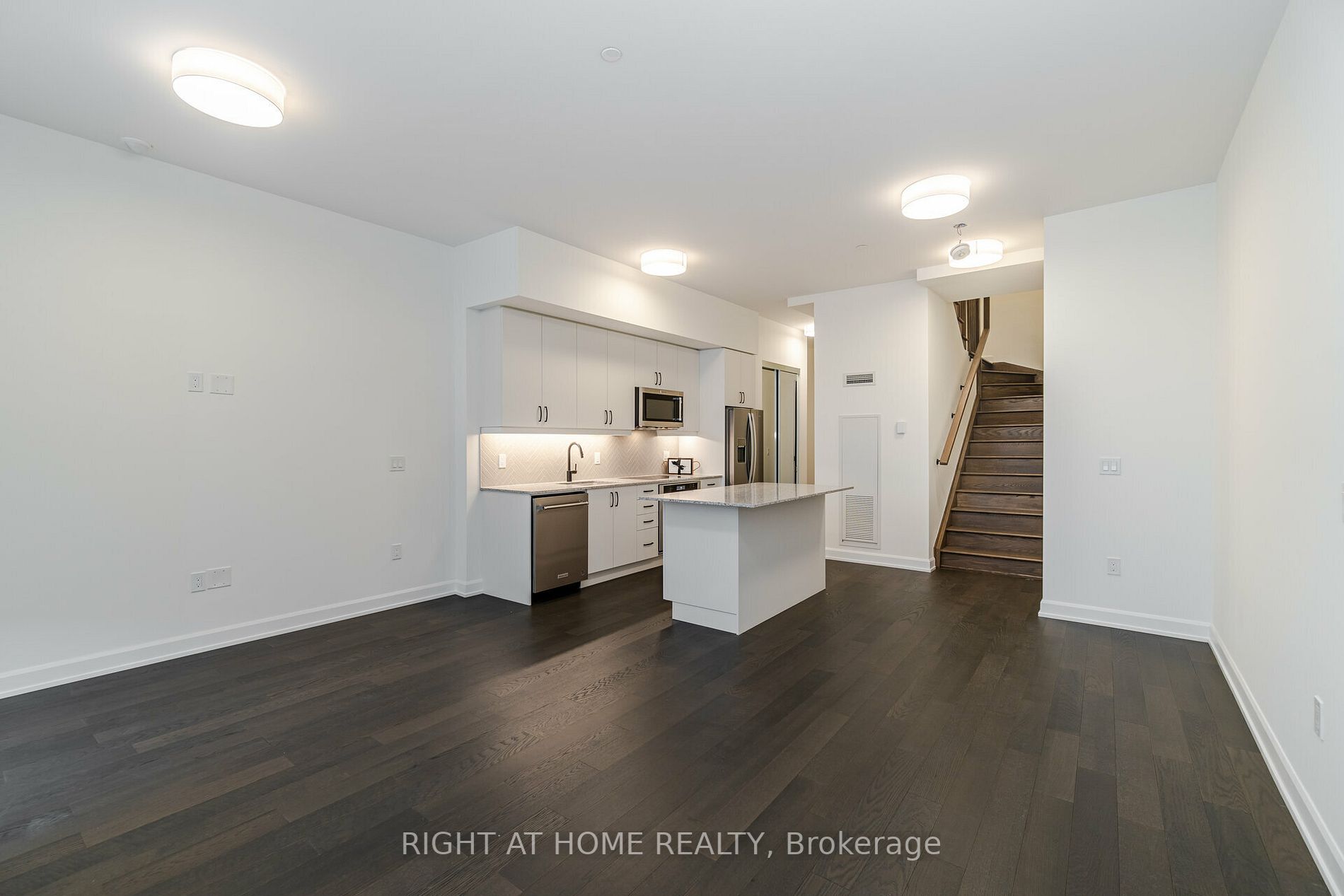 3200 william Coltson Avenue E, #117