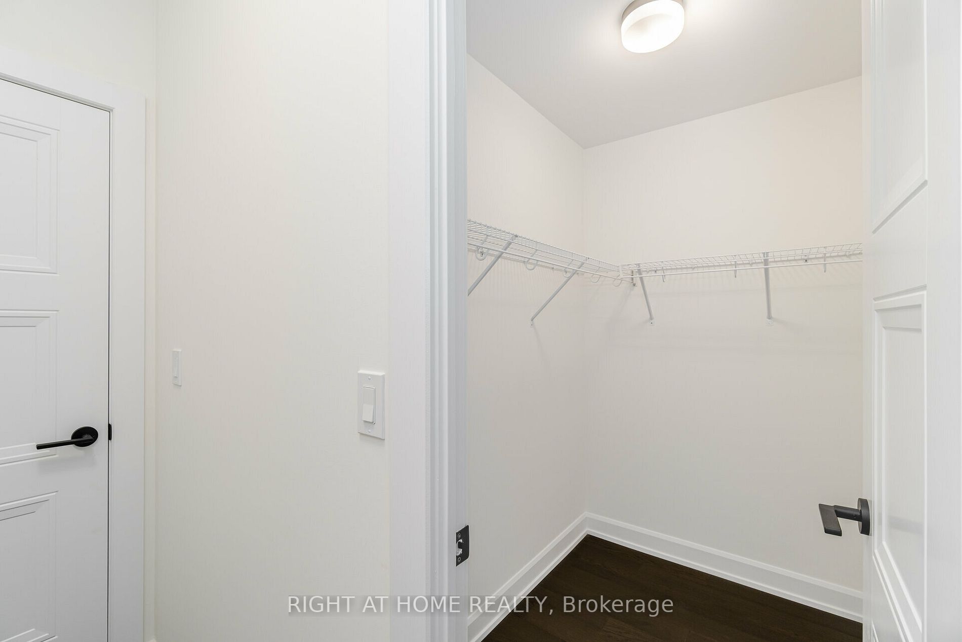 3200 william Coltson Avenue E, #117