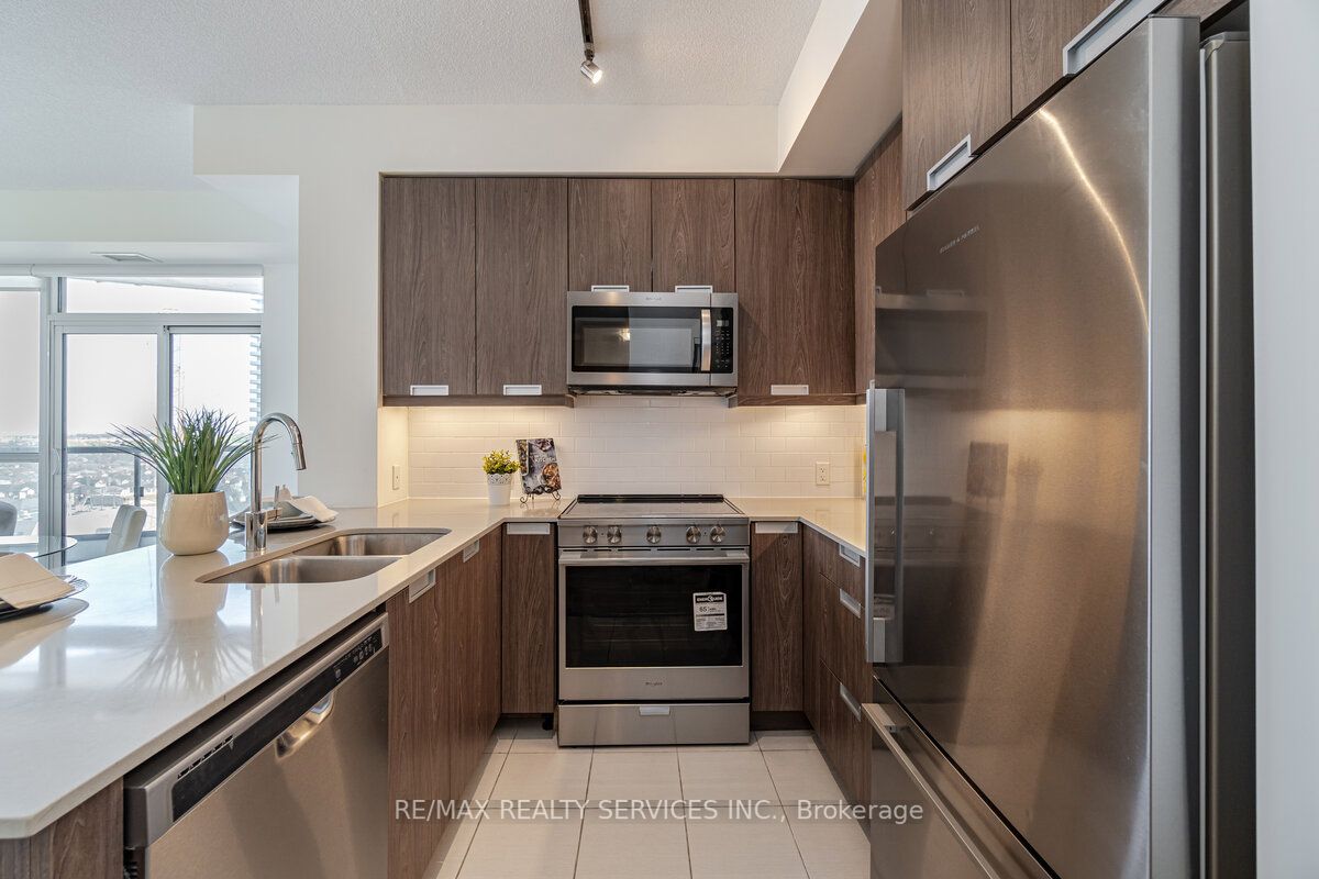 35 Watergarden Dr, #1419