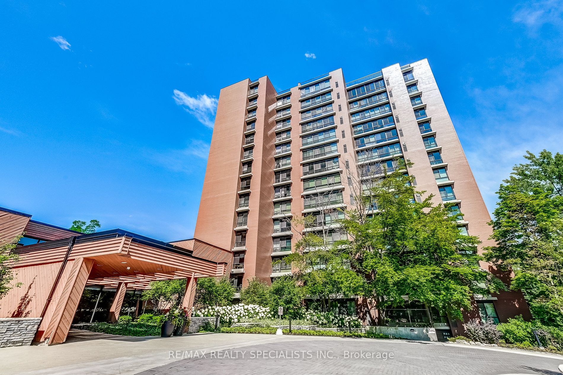 1400 Dixie Rd, #803