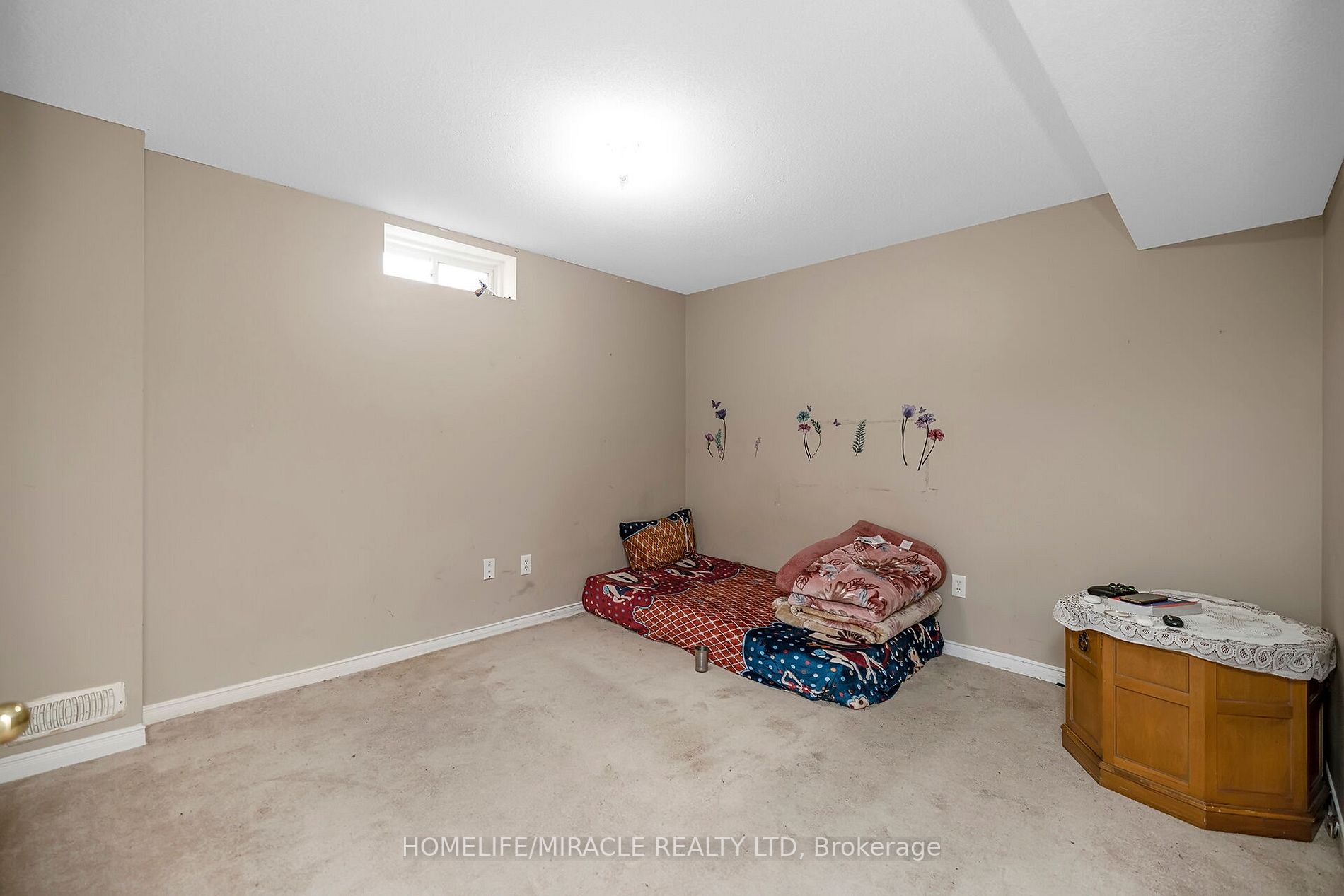45 Commodore Dr