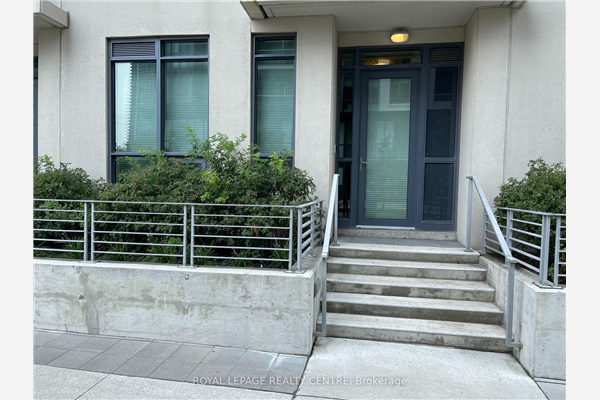 60 Annie Craig Dr, Toronto
