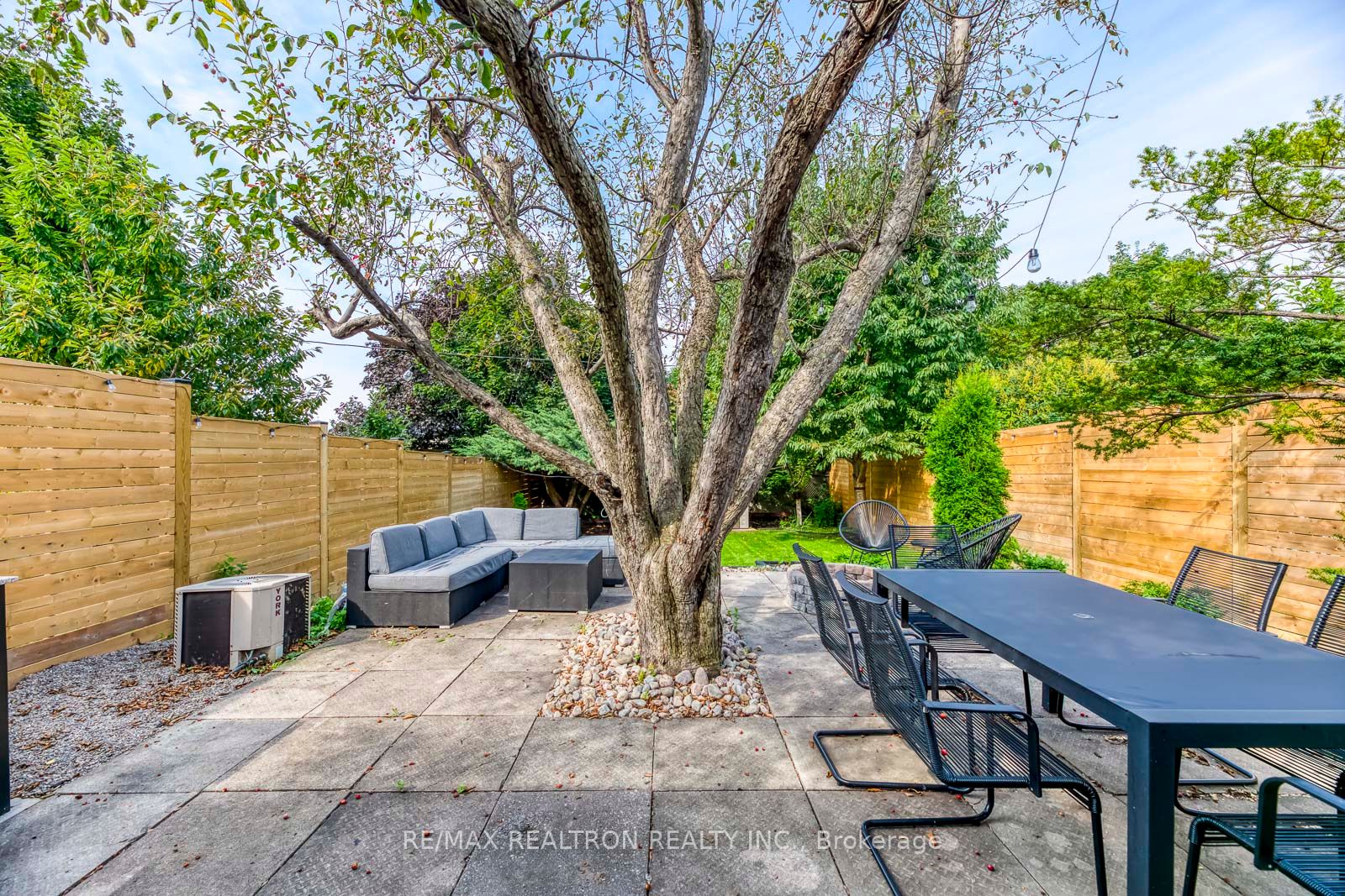 183 Willowridge Rd