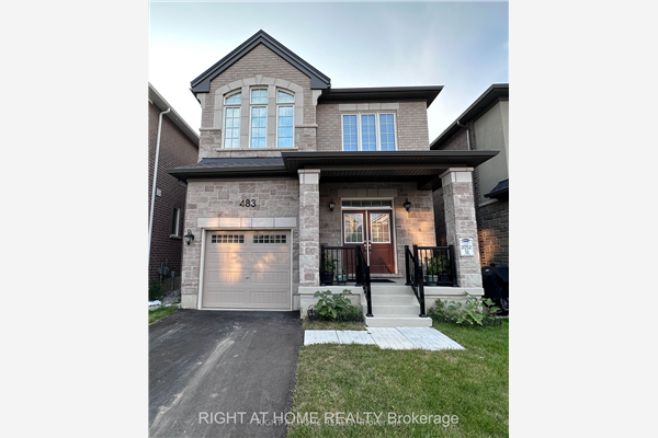 483 Violet Gate, Milton