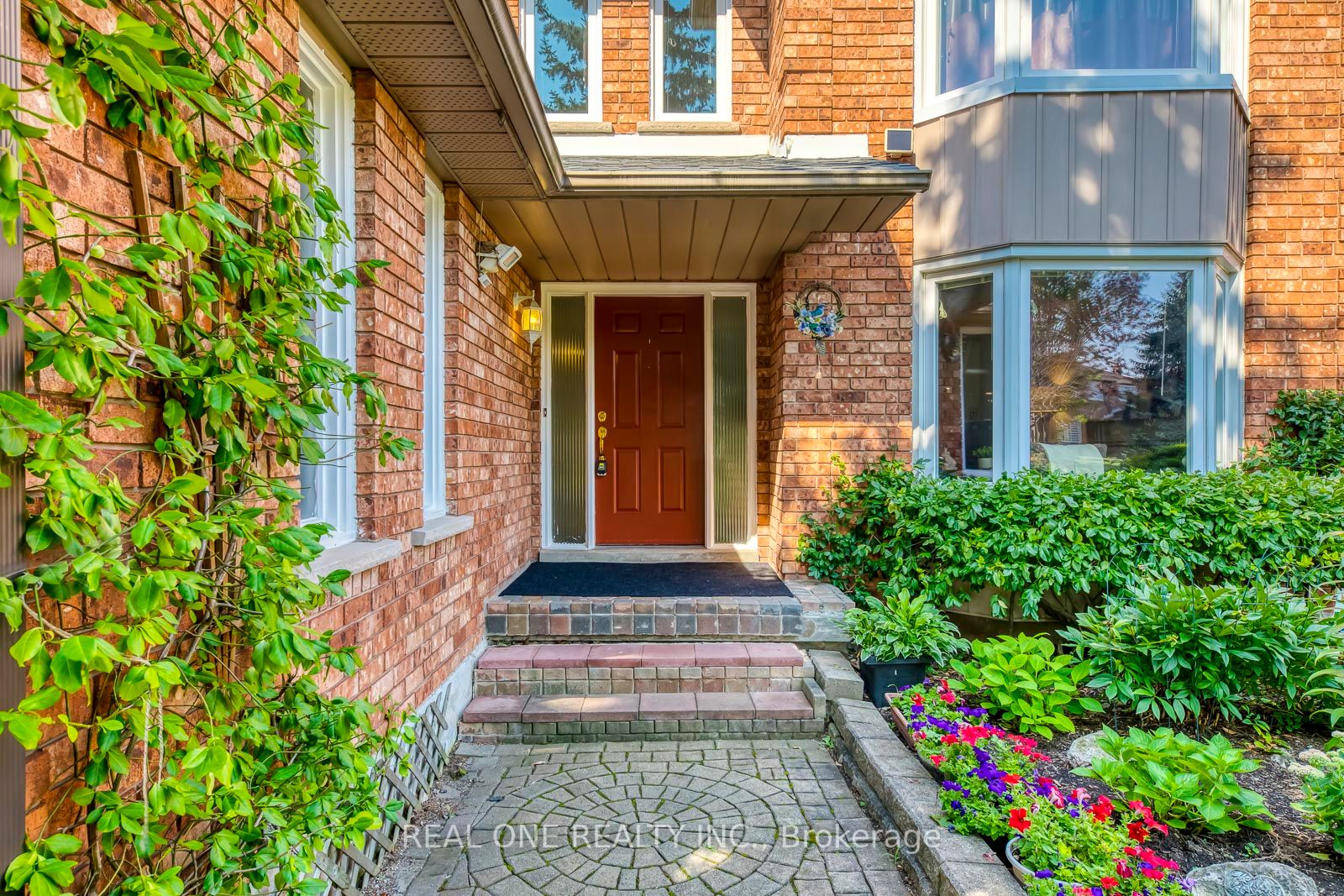 1276 Sir David Drive