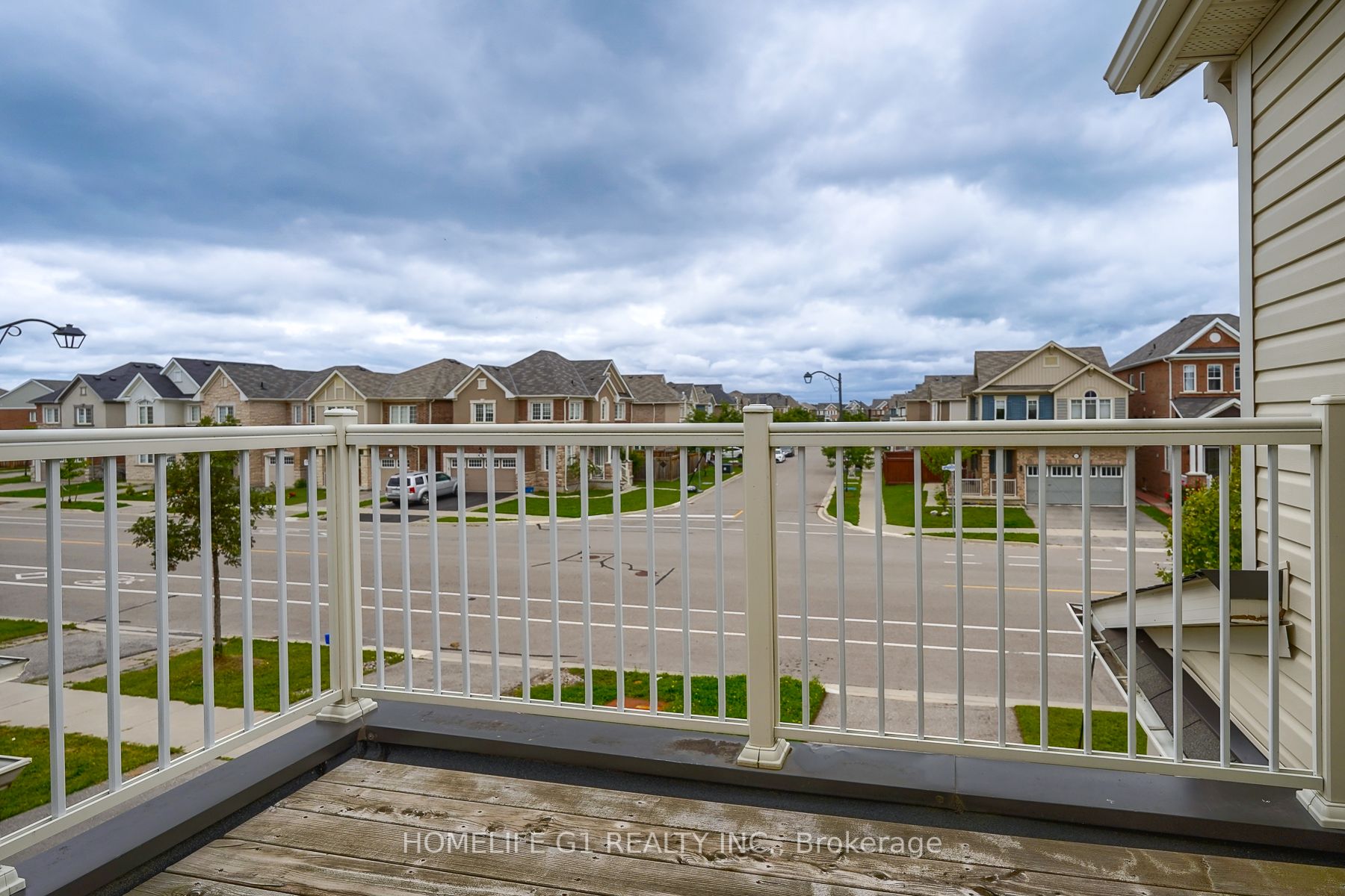 1540 Farmstead Dr