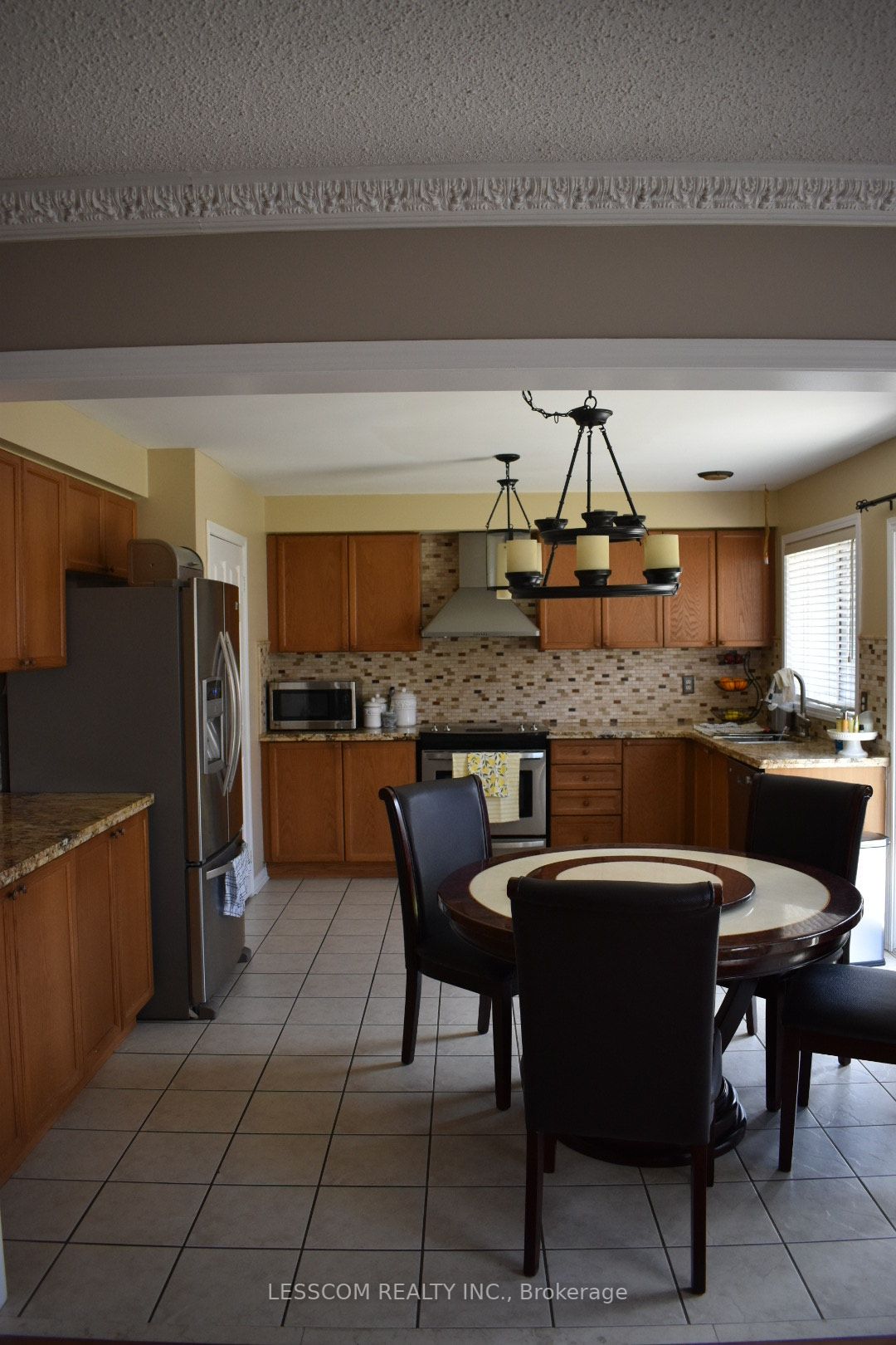 4 Cogswell Cres