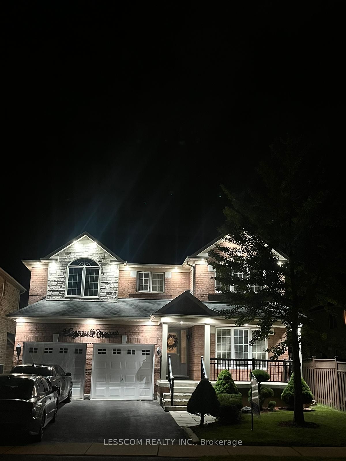 4 Cogswell Cres