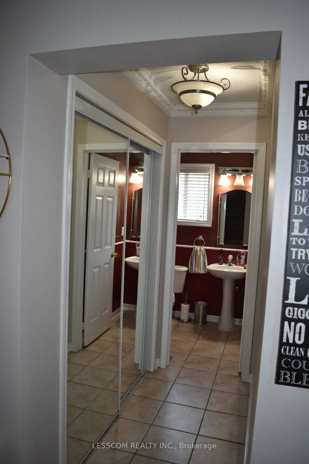 4 Cogswell Cres