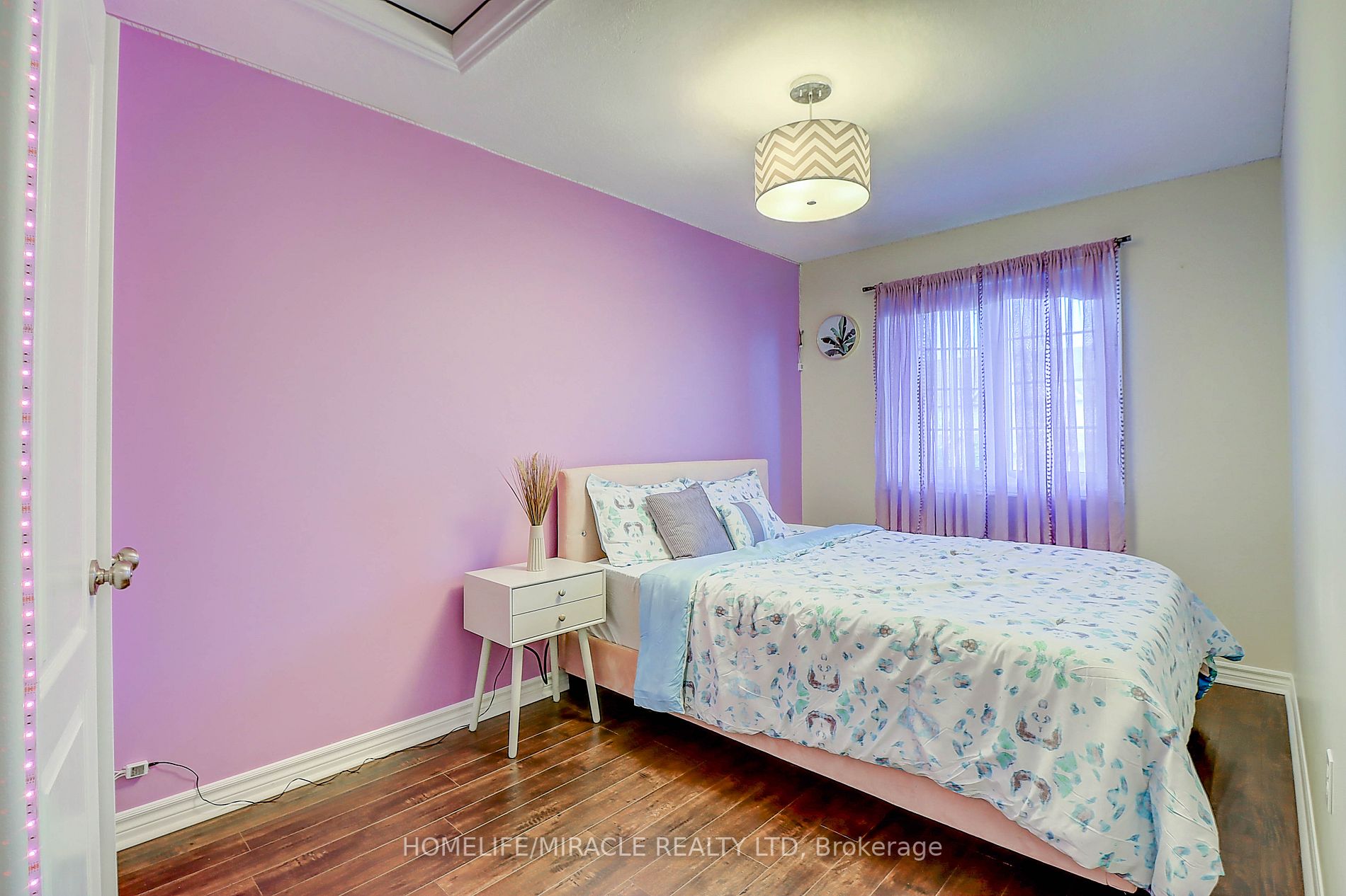 58 James Arnott Crescent