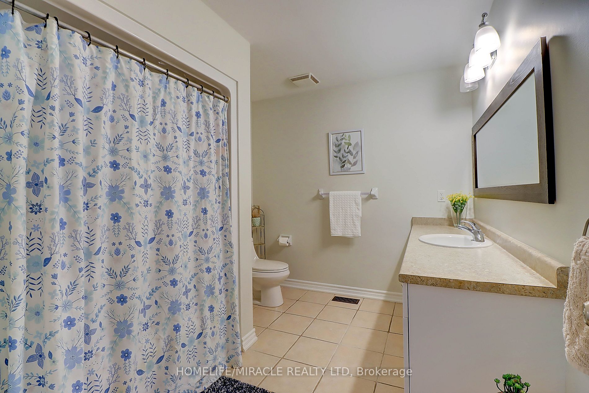 58 James Arnott Crescent