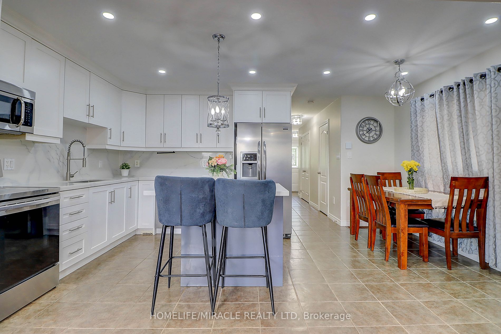 58 James Arnott Crescent