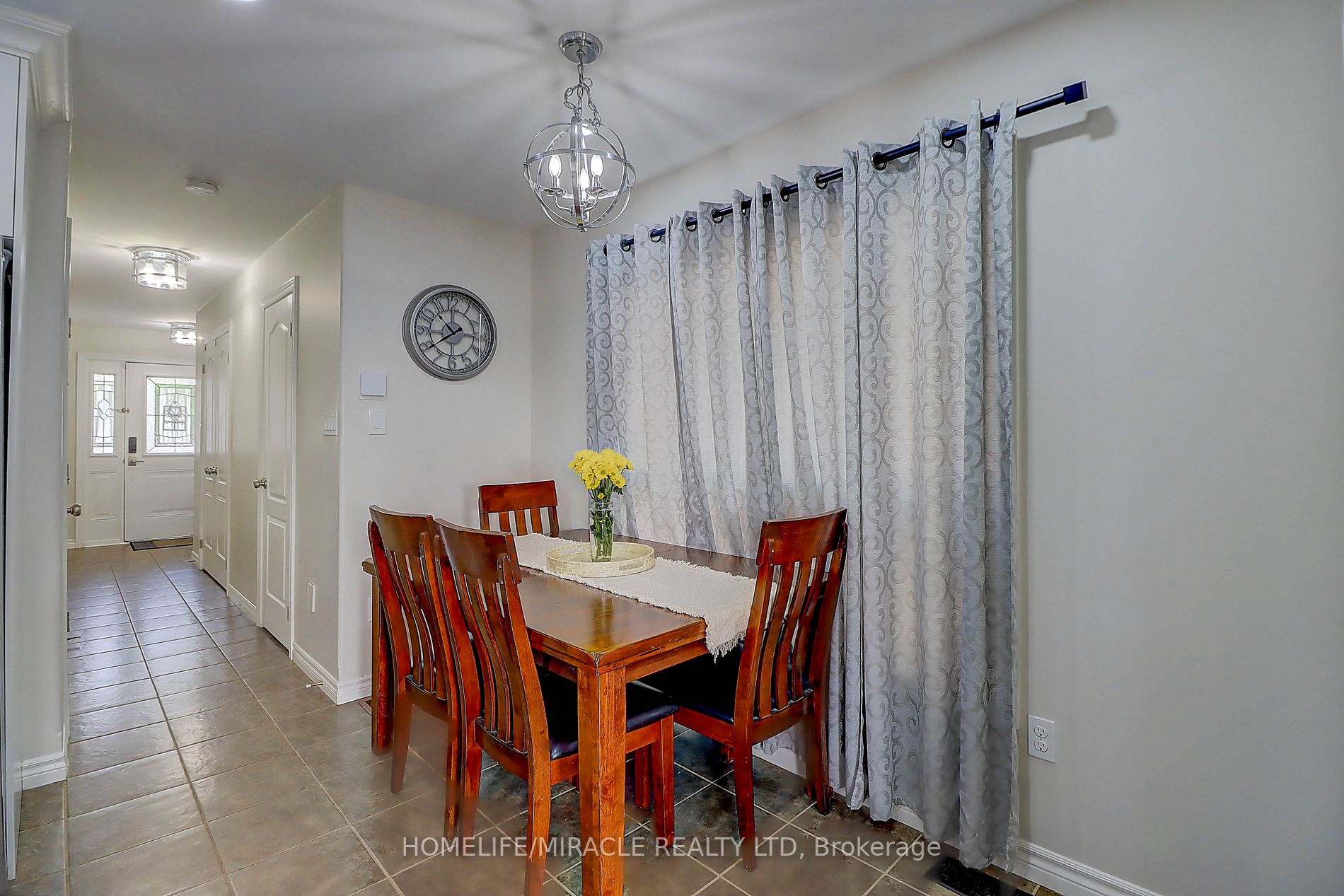 58 James Arnott Crescent