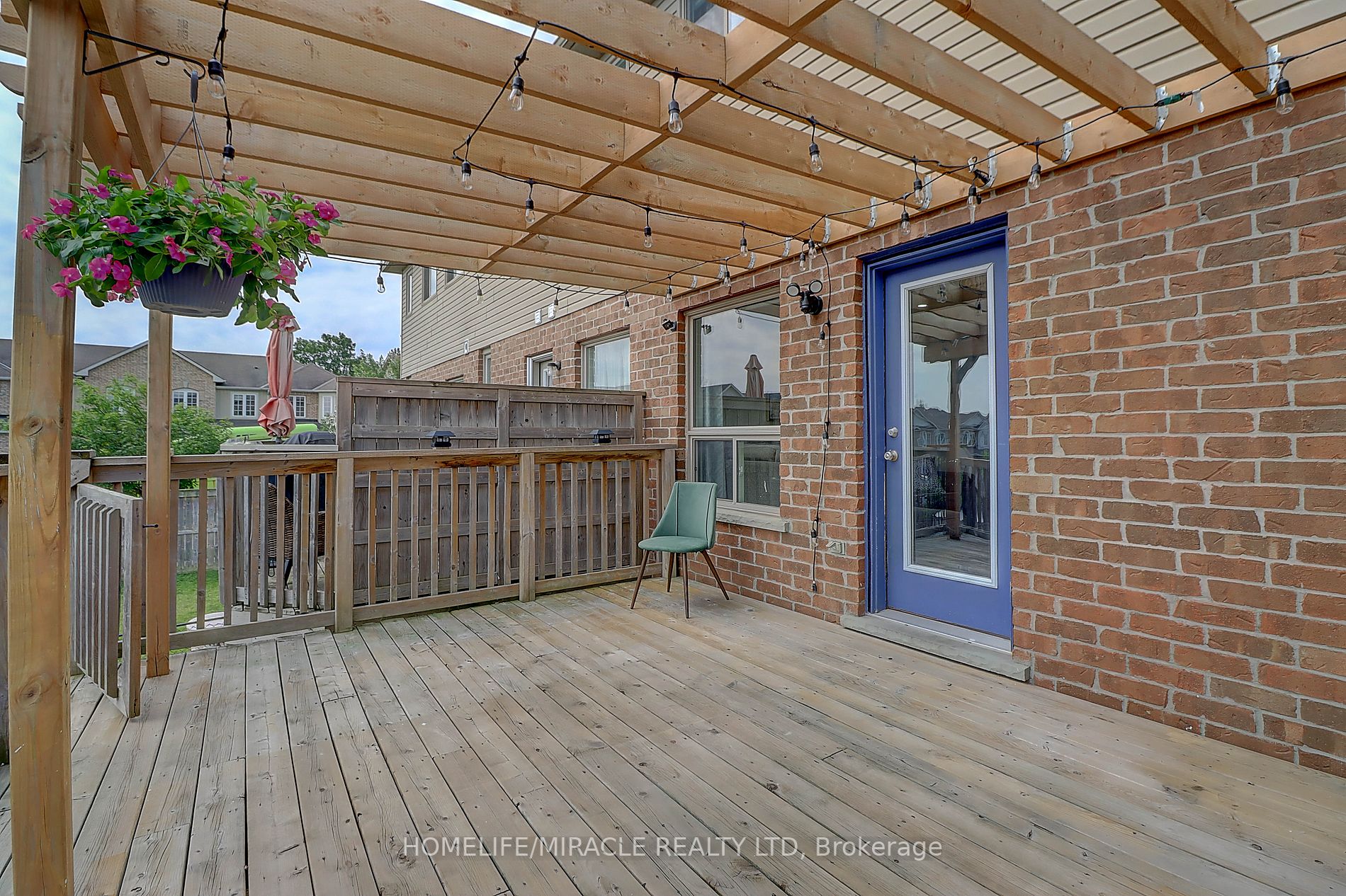 58 James Arnott Crescent