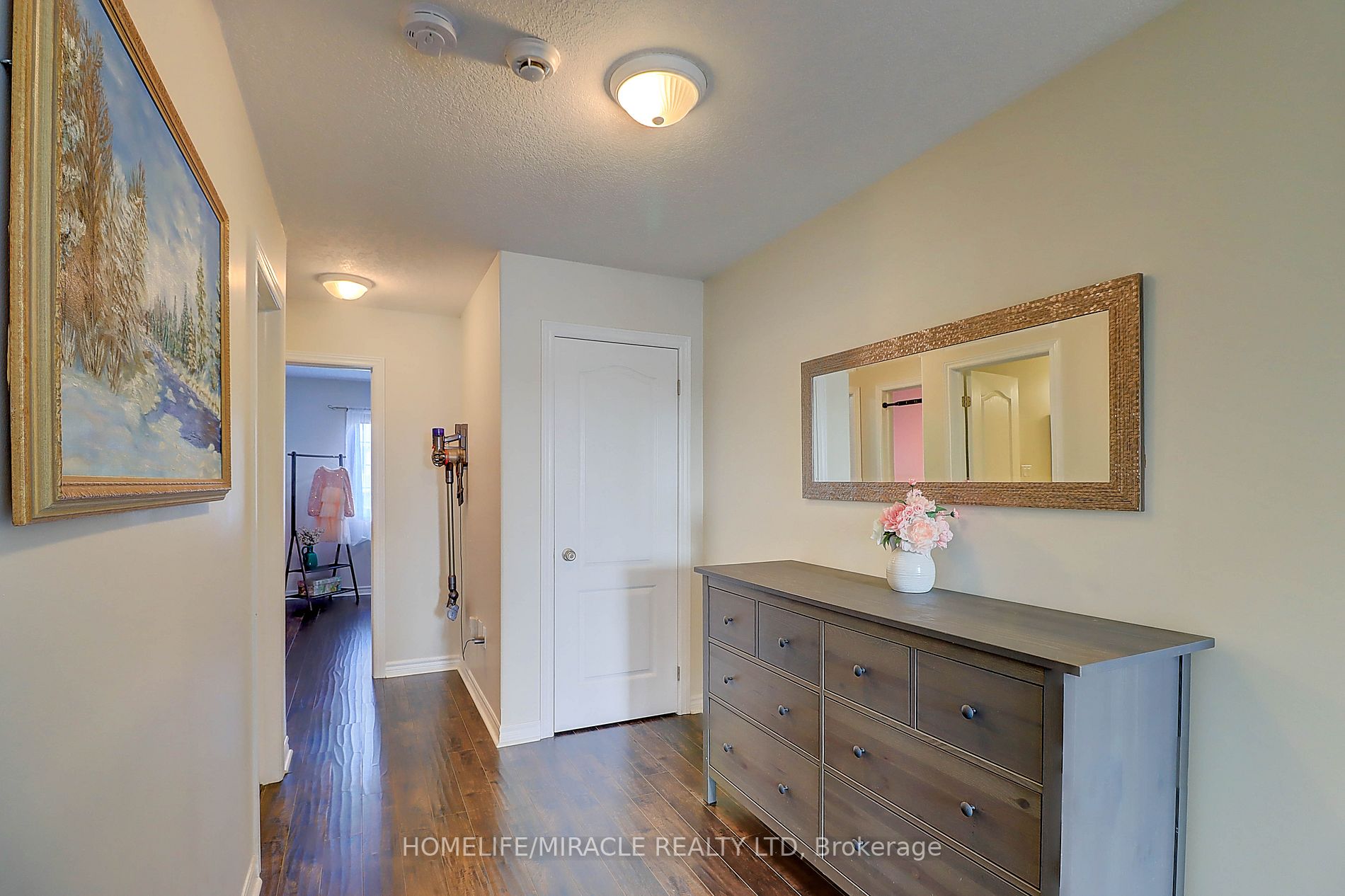 58 James Arnott Crescent