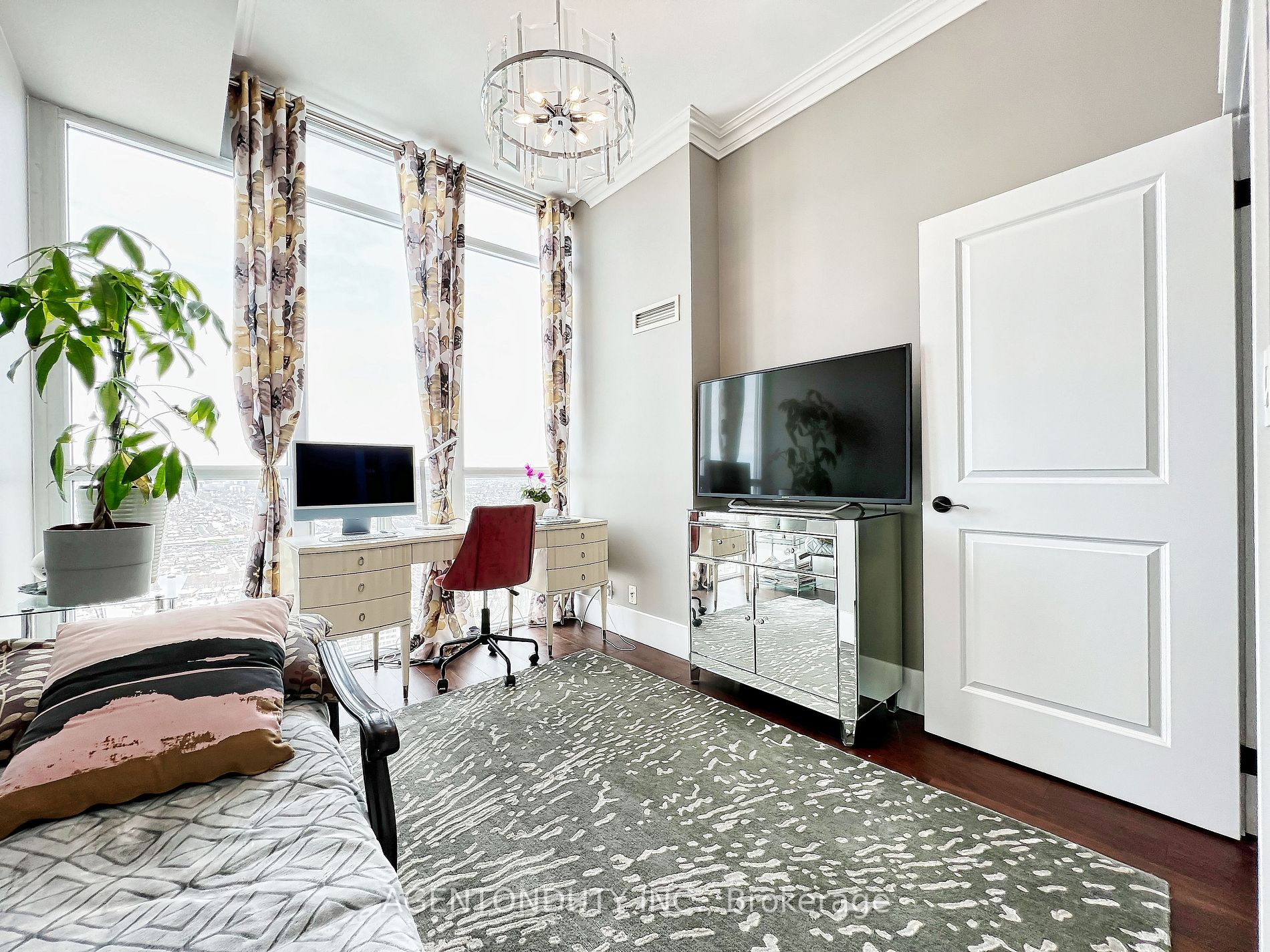 80 Absolute Ave, #3403