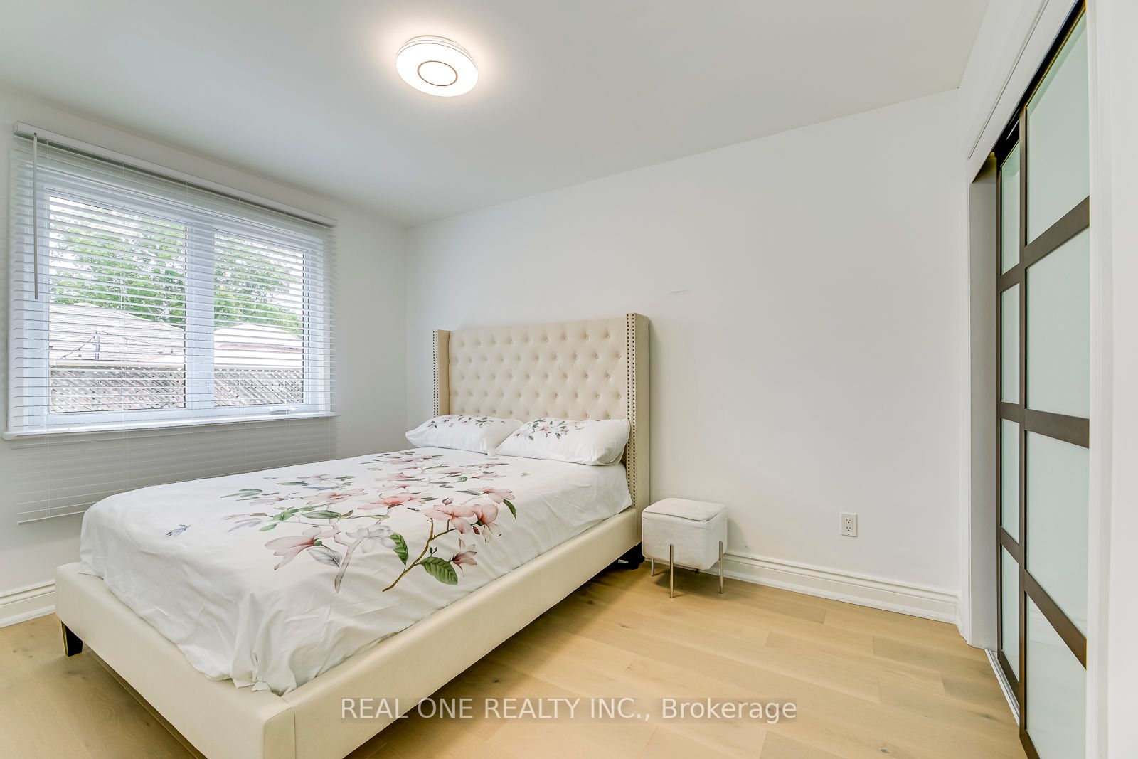 1354 Pinegrove Rd