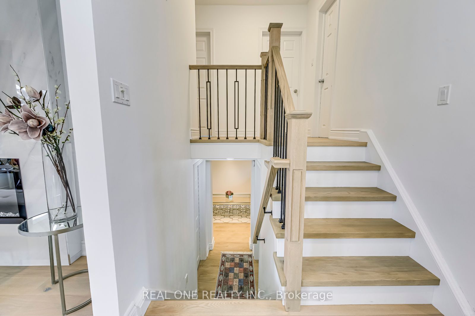 1354 Pinegrove Rd