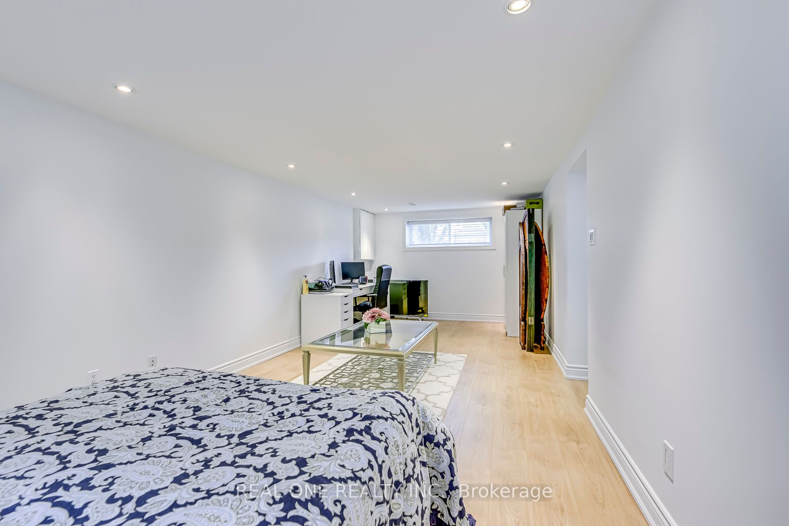 1354 Pinegrove Rd
