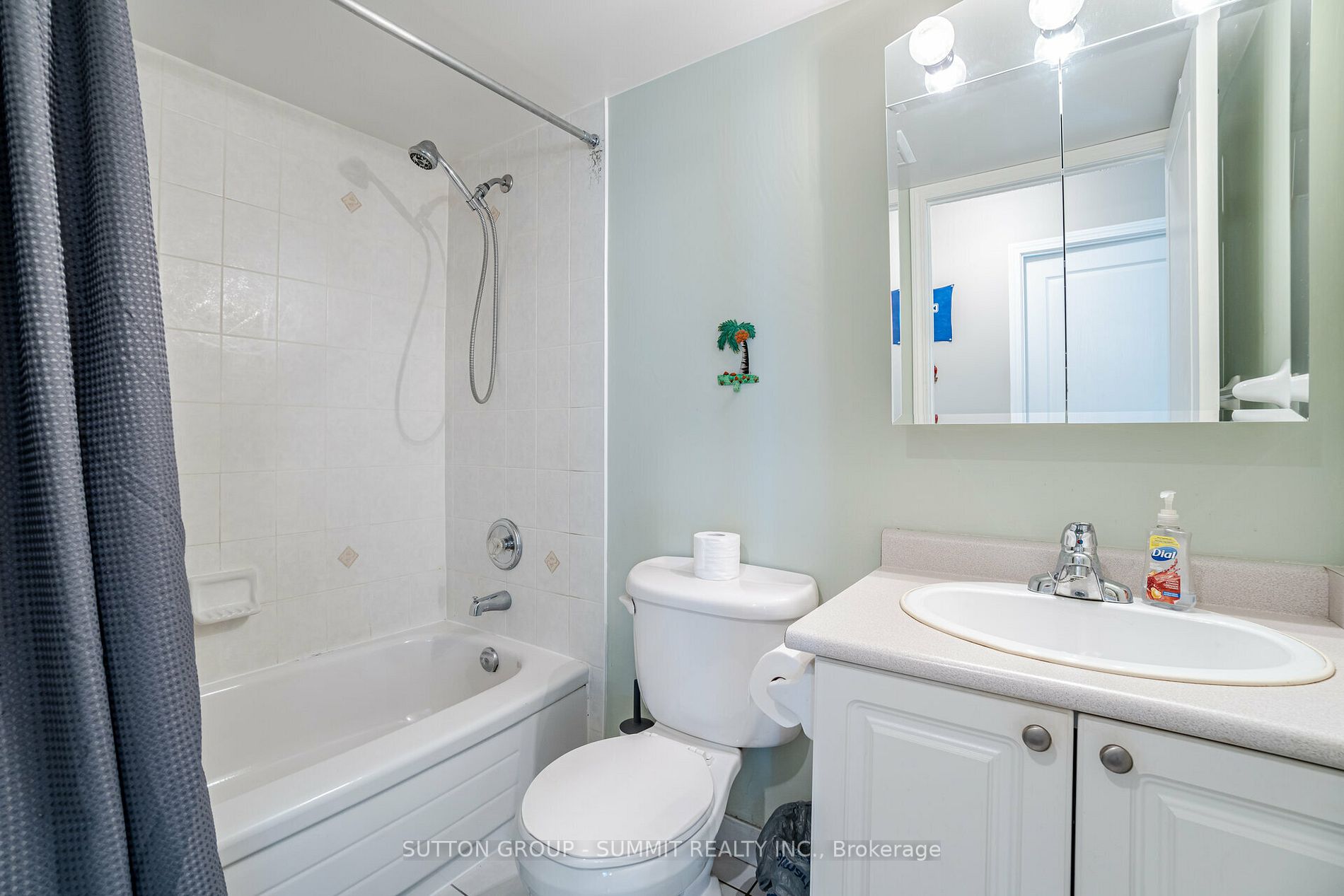 2545 Erin Centre Blvd, #609