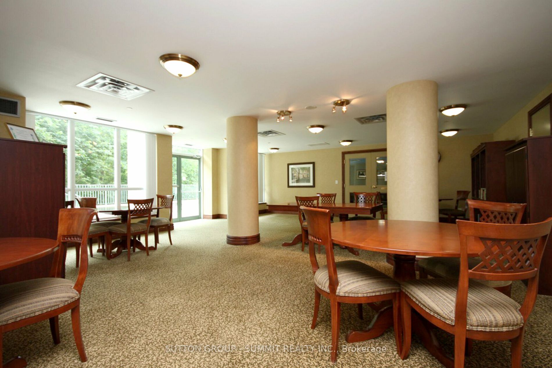 2545 Erin Centre Blvd, #609