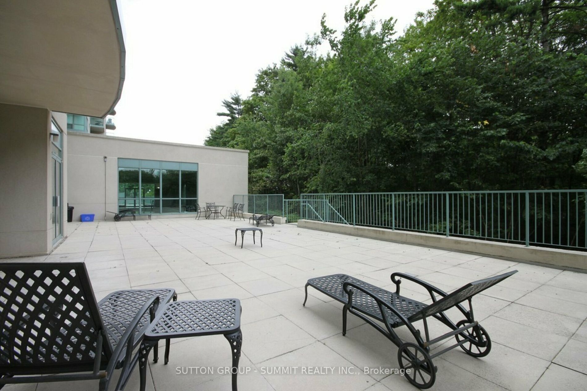 2545 Erin Centre Blvd, #609
