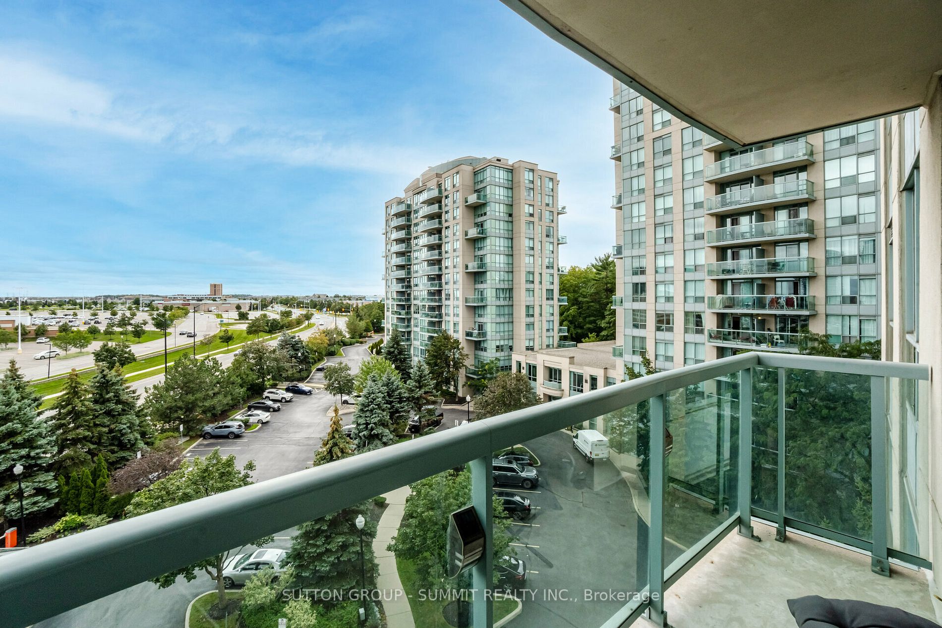 2545 Erin Centre Blvd, #609