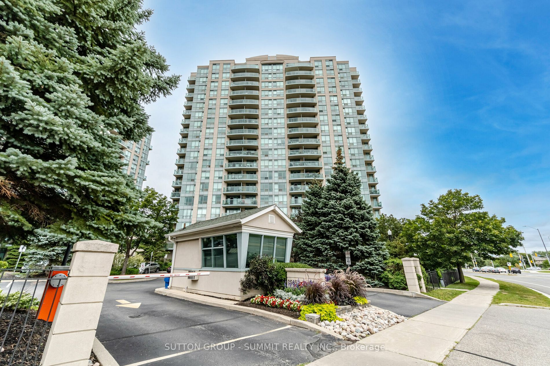 2545 Erin Centre Blvd, #609