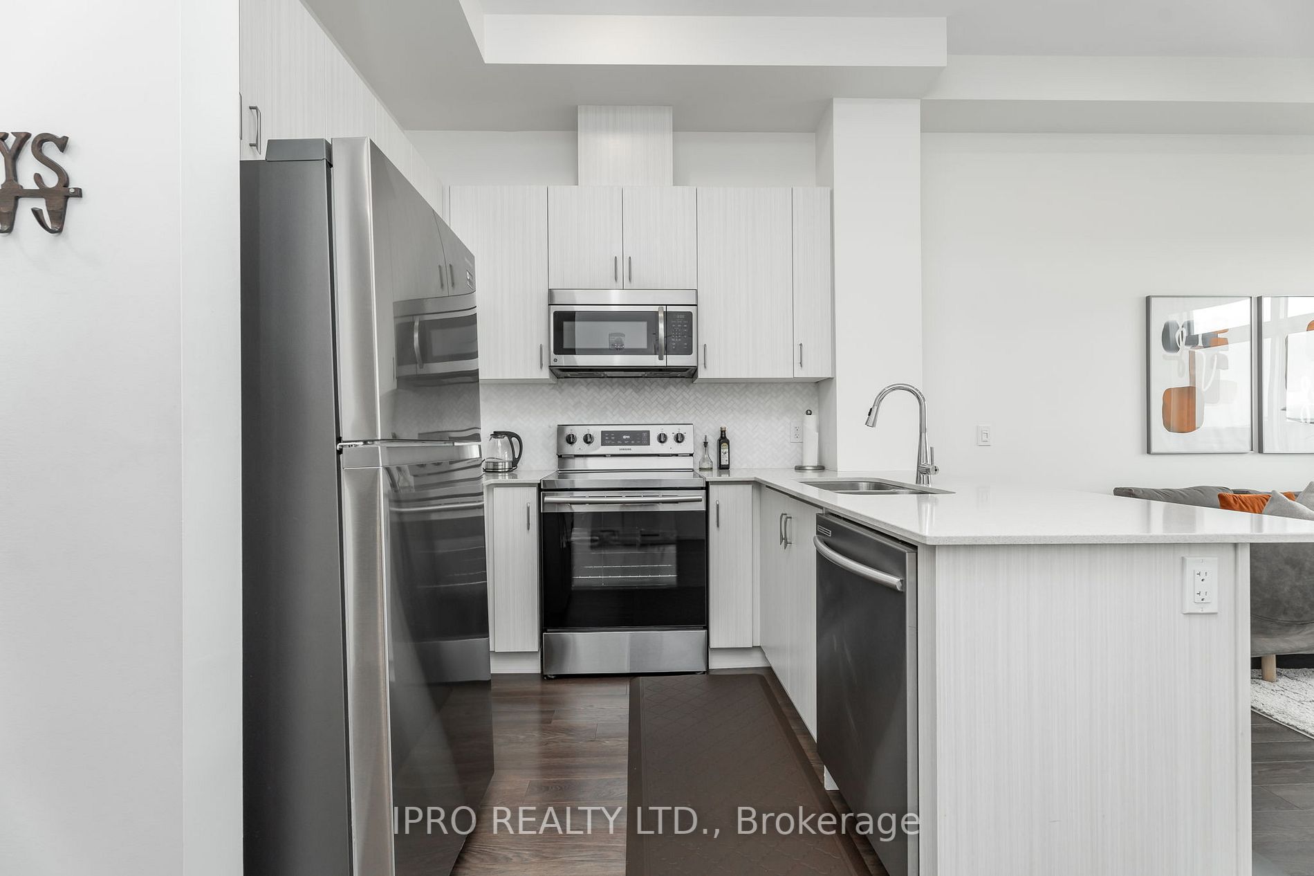 1105 Leger Way, #627