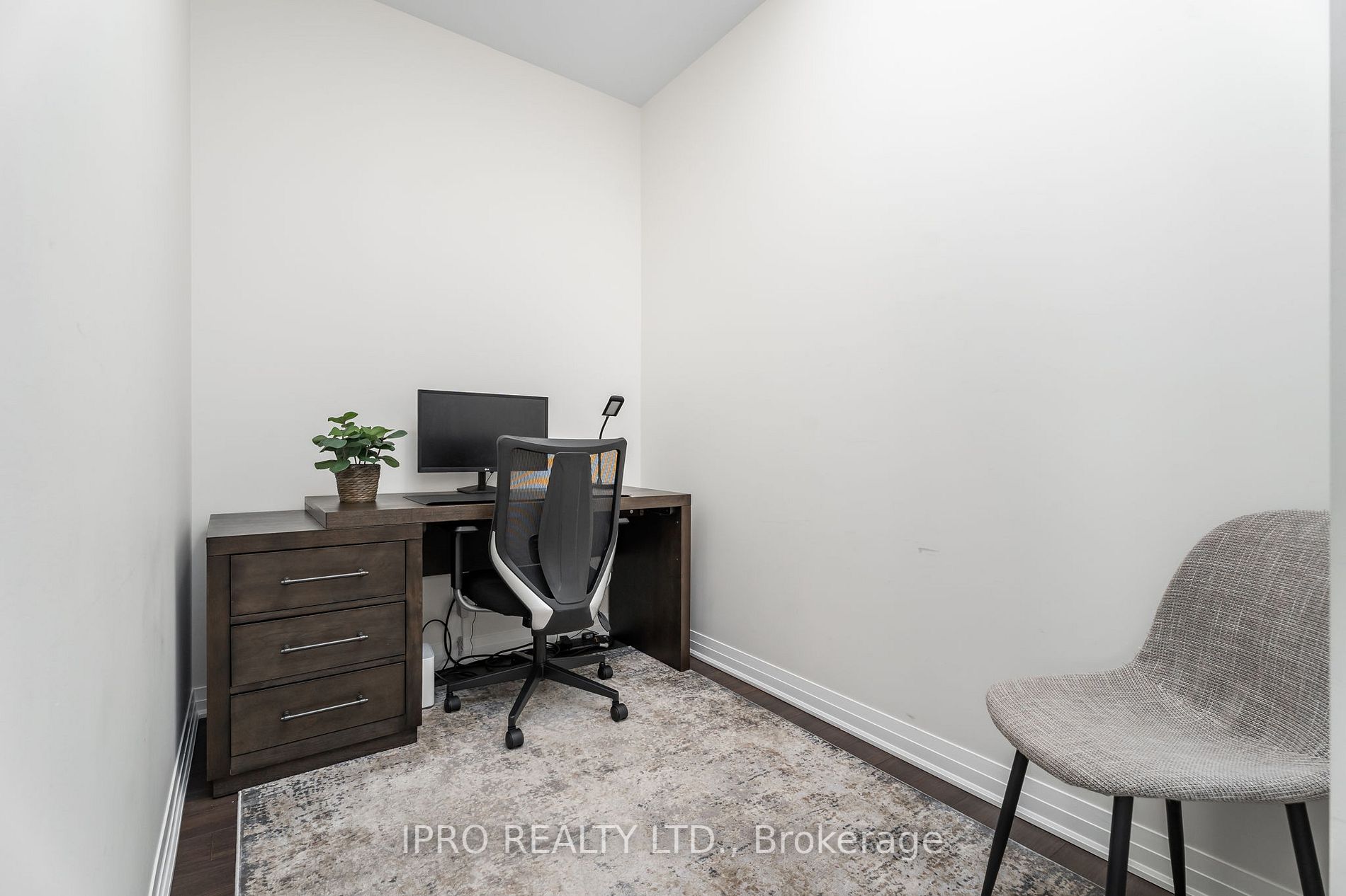 1105 Leger Way, #627