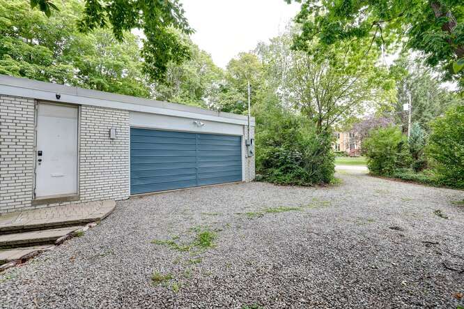 2411 Hammond Road