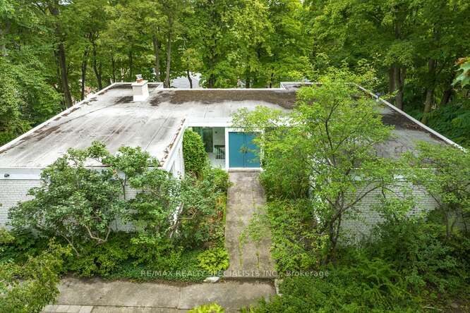 2411 Hammond Road