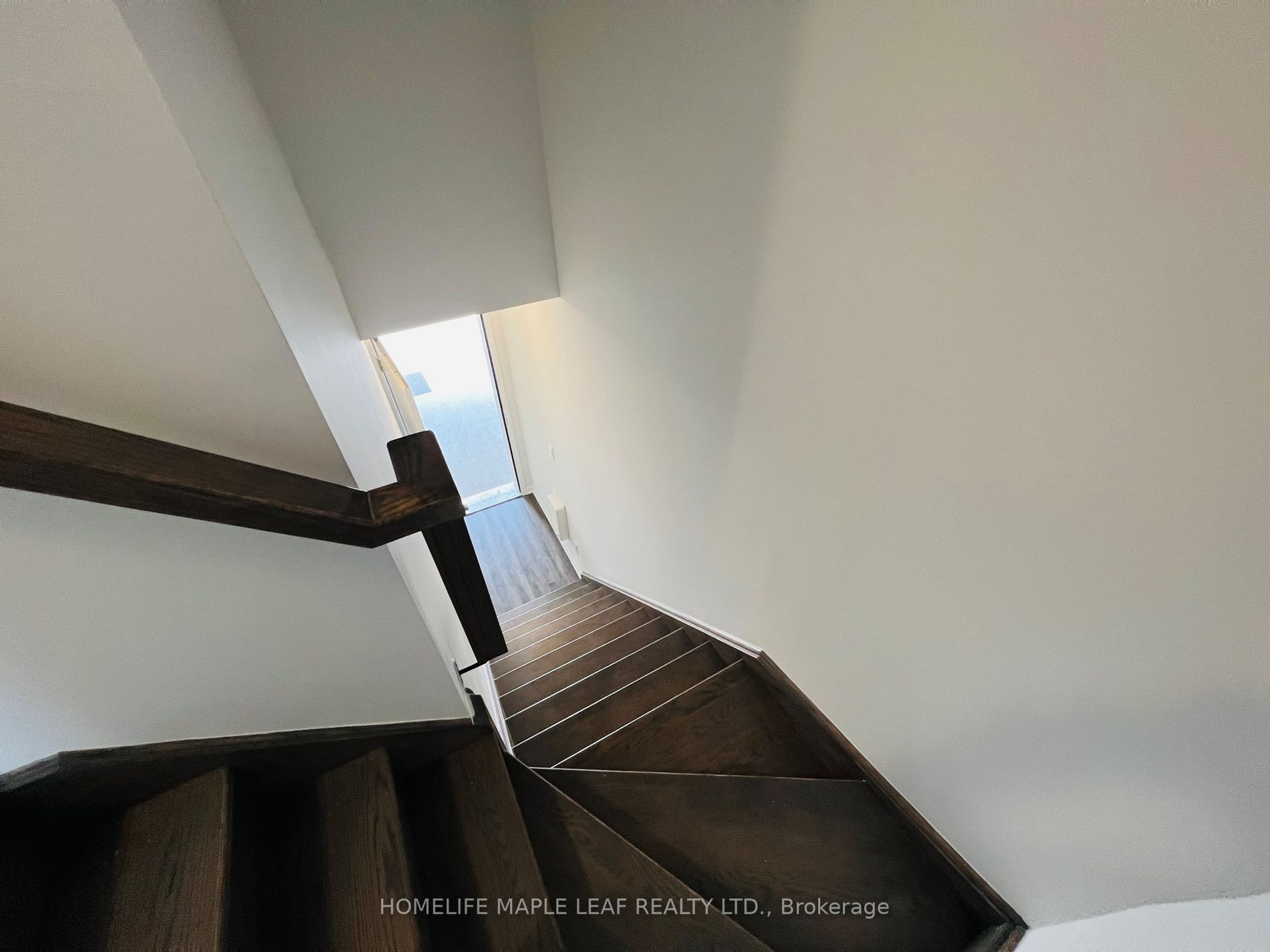 Listing W6757300 - Large Photo # 4