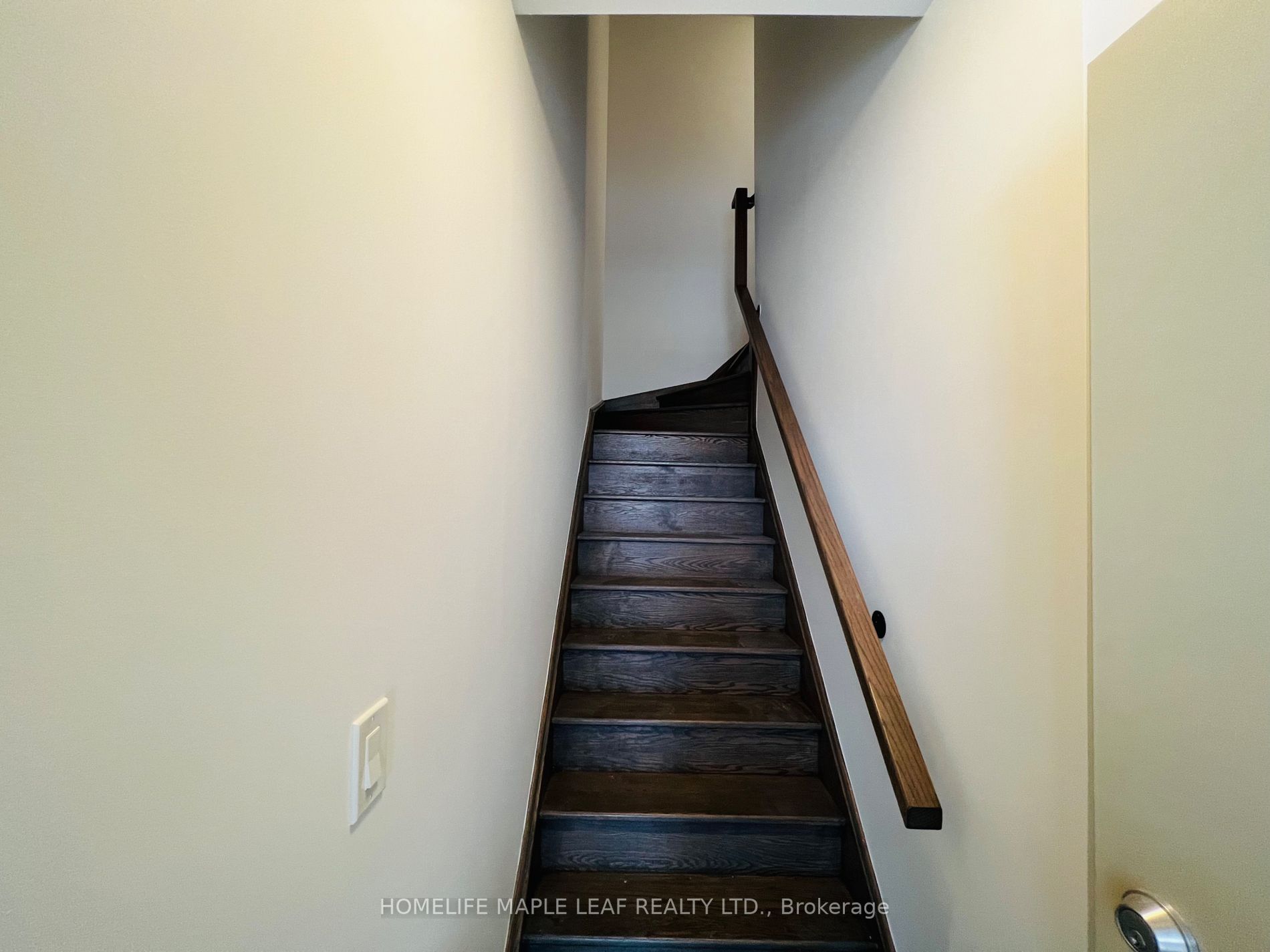 Listing W6757300 - Large Photo # 3