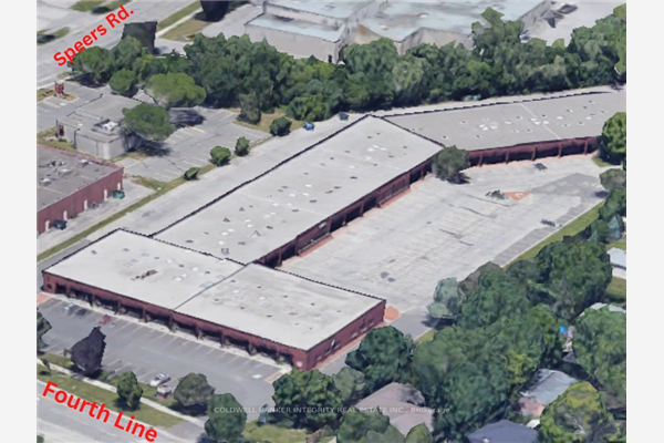 635 Fourth Line, Oakville