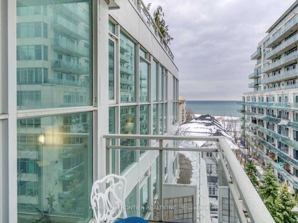 2067 Lake Shore Blvd W, #506